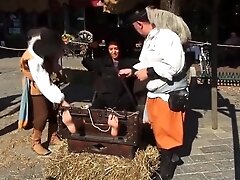 newish renfaire feet