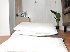 Nuaghty chinese tried to spread her tight pussy