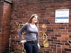UK-Flasher - Janna Nude in Sheffield 1