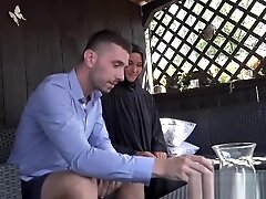 MUSLIM BITCH LEFT HER EGYPTIAN HUSBAND
