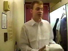 2 matrosa zanimajutsja seksom v kajute