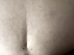 Je prepare mon cul juste avant de me faire enculer