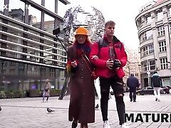 Lady Zoom In Insatiable Insomniac